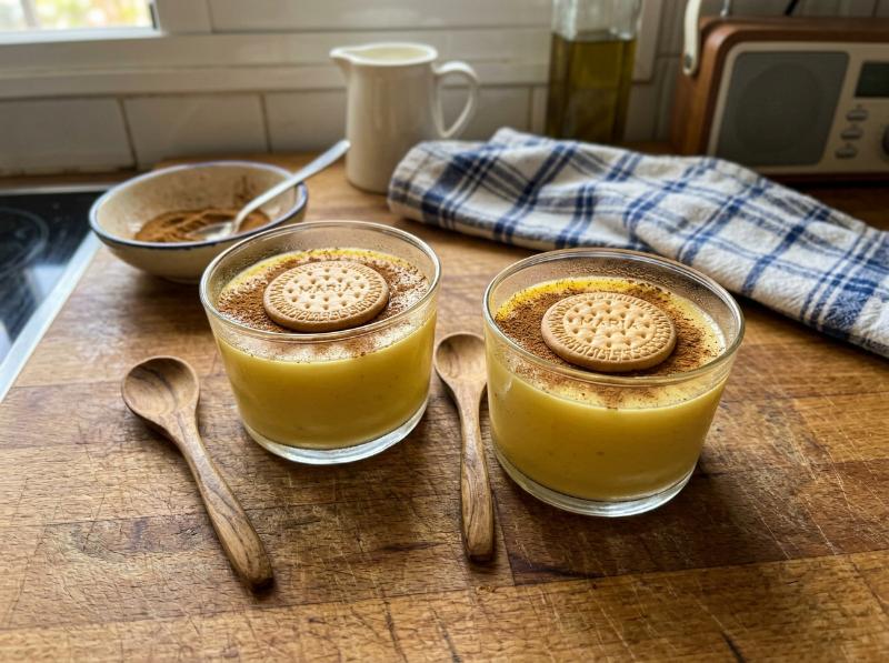 Natillas Caseras de Vainilla con Galleta en Thermomix