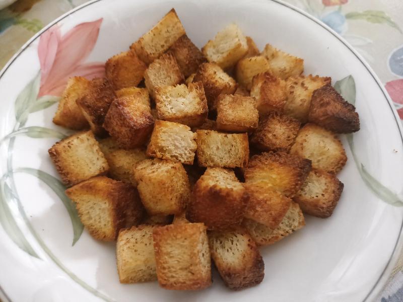 Picatostes crujientes en airfryer